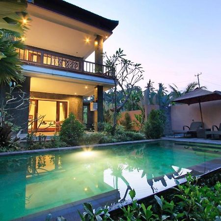 Wates Sari Villa Ubud Exterior foto