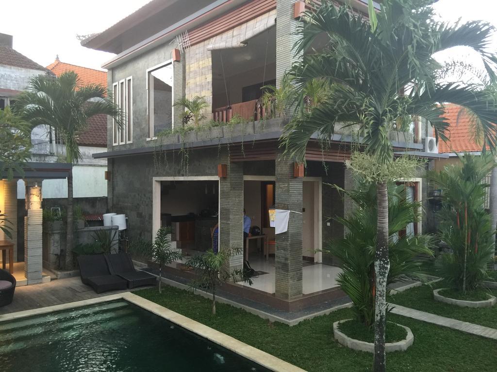 Wates Sari Villa Ubud Habitación foto