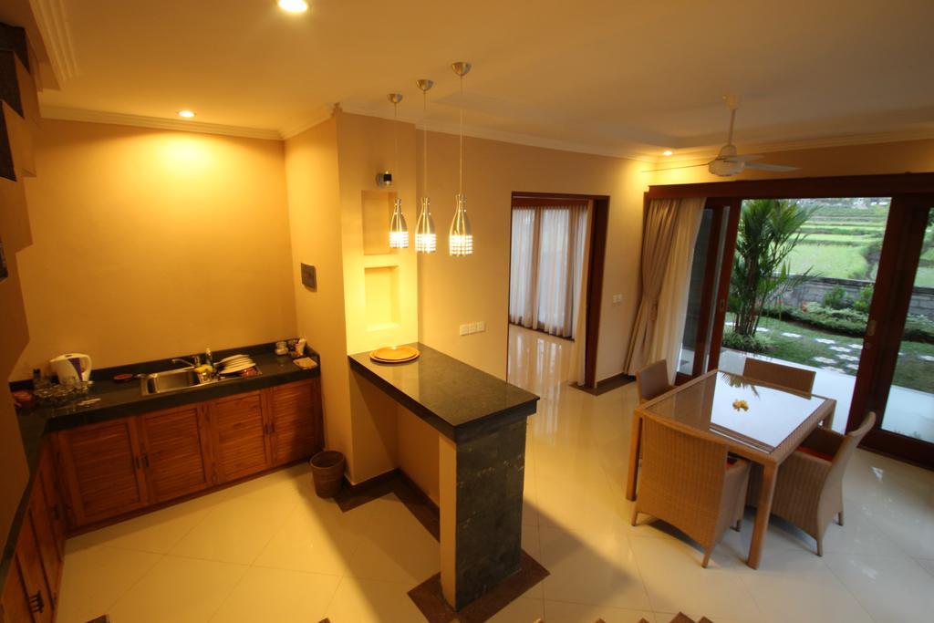 Wates Sari Villa Ubud Habitación foto