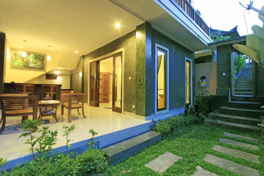 Wates Sari Villa Ubud Habitación foto