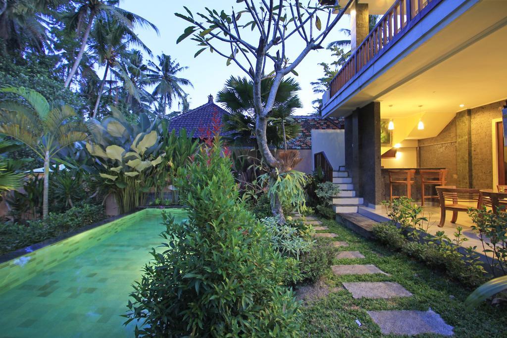 Wates Sari Villa Ubud Habitación foto