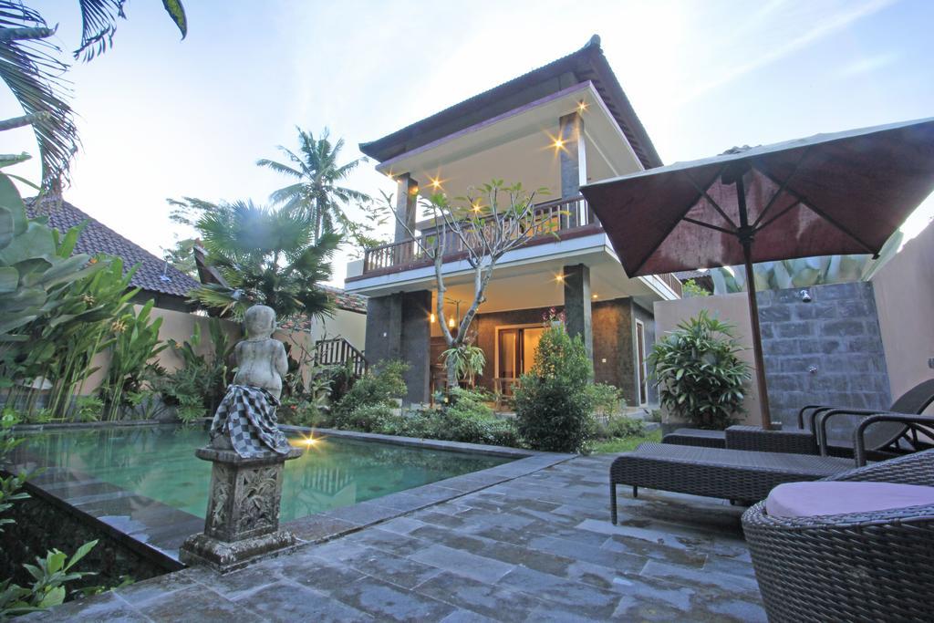 Wates Sari Villa Ubud Habitación foto